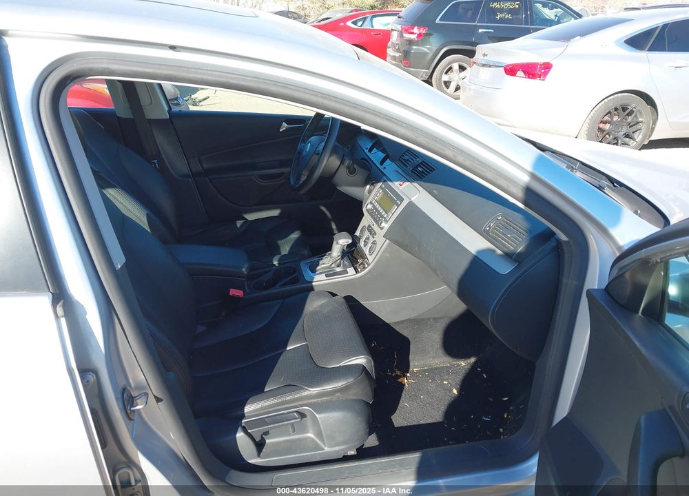 2009 VOLKSWAGEN PASSAT KOMFORT VIN: WVWJK73C09P053296