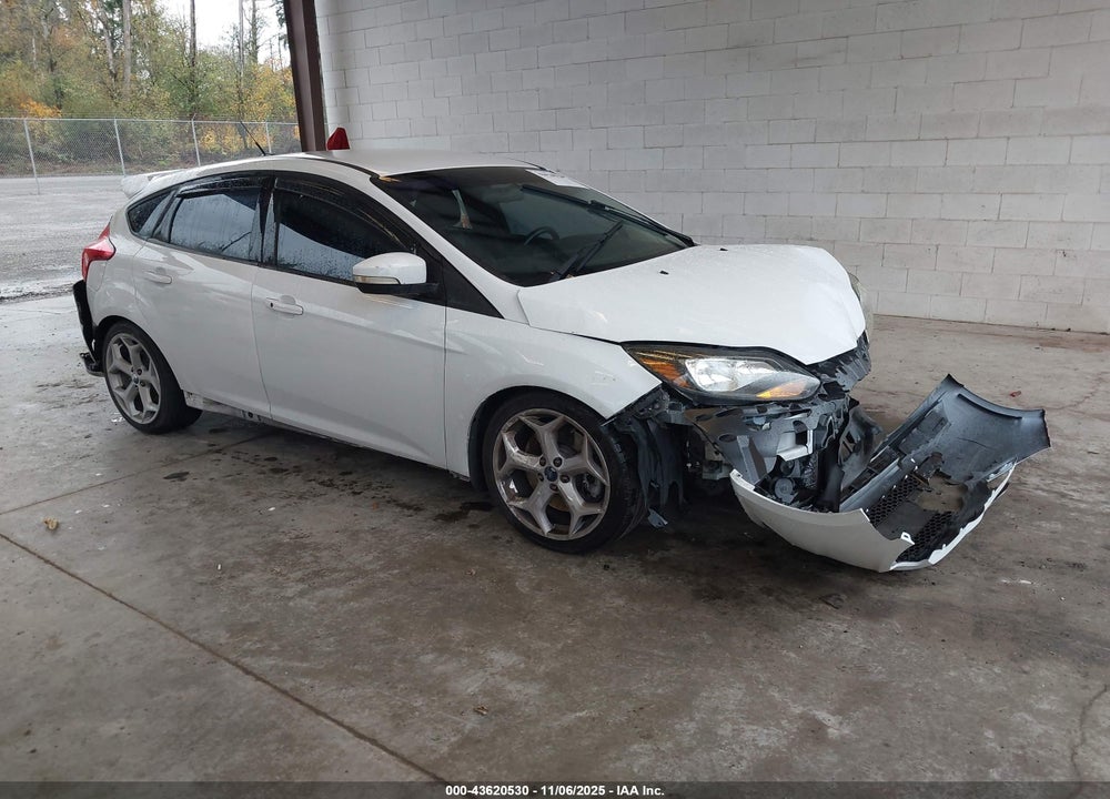 2014 FORD FOCUS ST VIN: 1FADP3L90EL402802