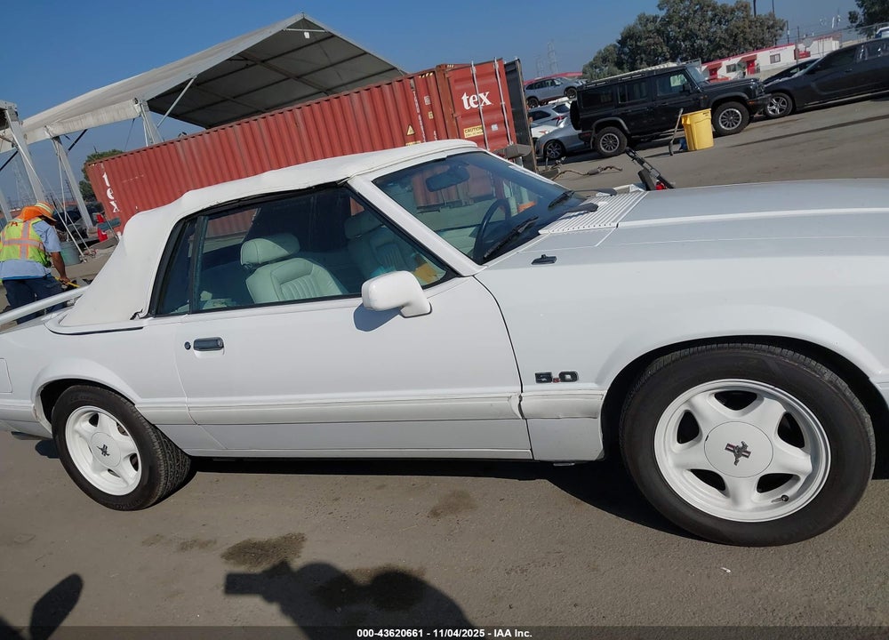 1993 FORD MUSTANG LX VIN: 1FACP44E1PF183489