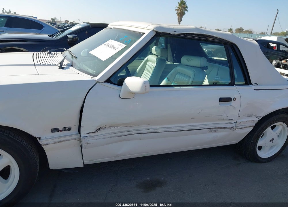 1993 FORD MUSTANG LX VIN: 1FACP44E1PF183489