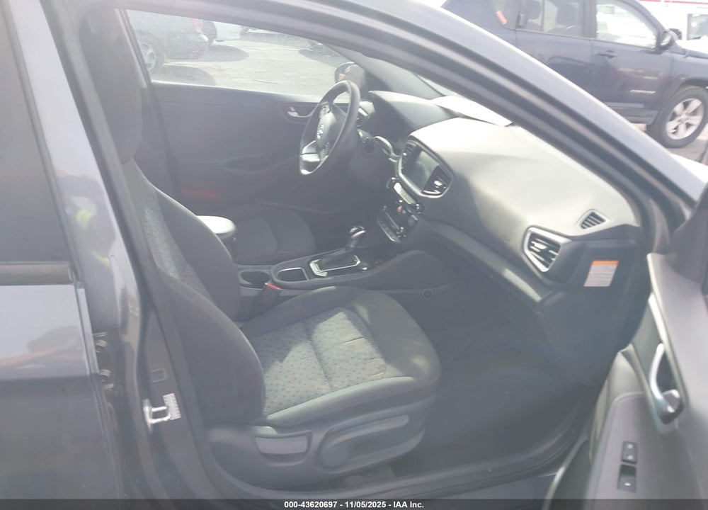 2017 HYUNDAI IONIQ HYBRID BLUE VIN: KMHC65LC3HU043522