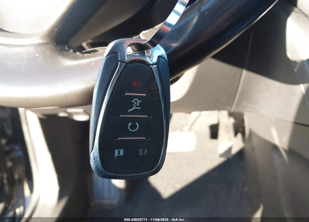2018 CHEVROLET EQUINOX VIN: 2GNAXSEV5J6296911