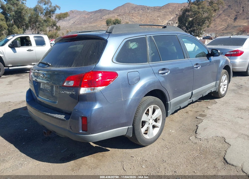 2013 SUBARU OUTBACK 2.5I PREMIUM VIN: 4S4BRCGC8D3279858