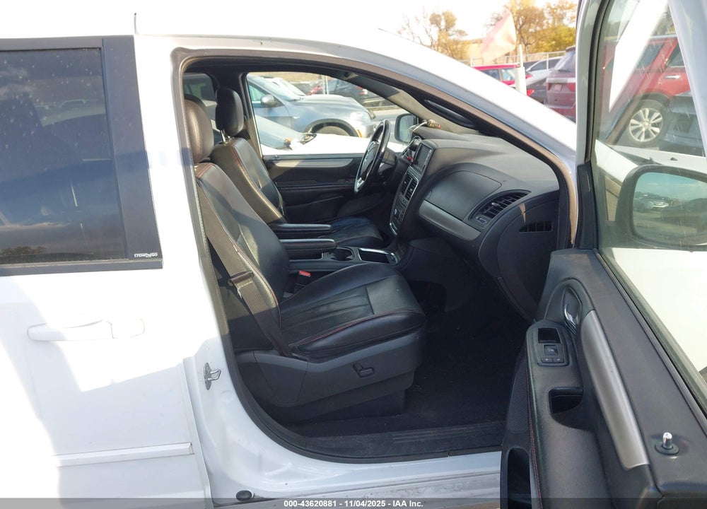 2014 DODGE GRAND CARAVAN R/T VIN: 2C4RDGEG1ER316708