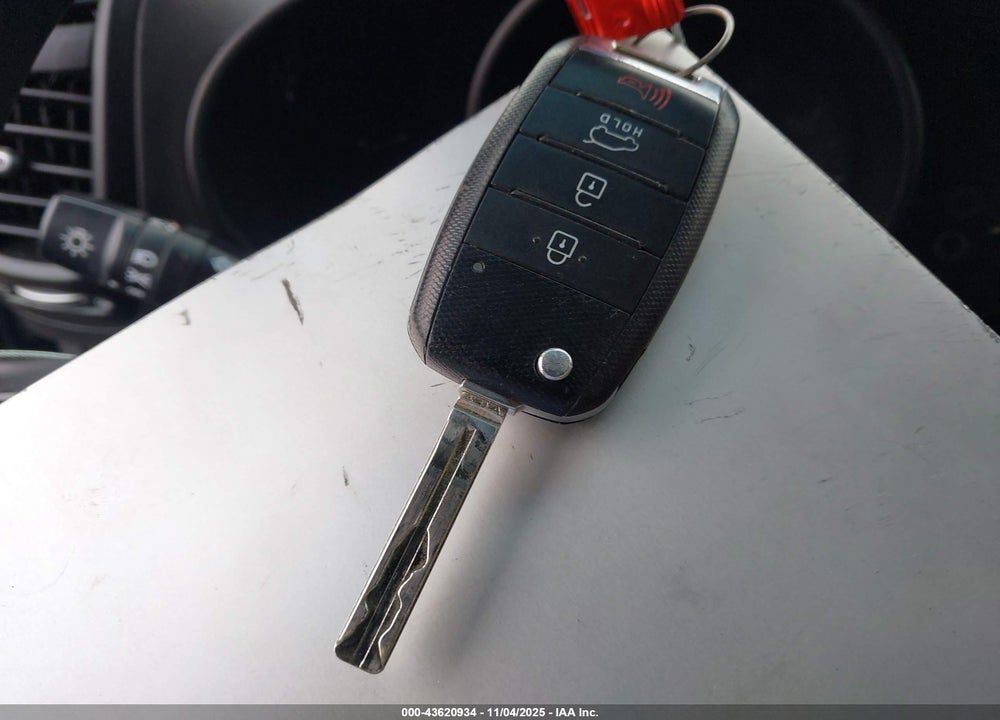 2015 KIA SOUL VIN: KNDJP3A52F7183400