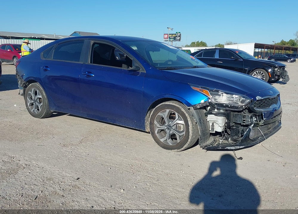 2019 KIA FORTE LXS VIN: 3KPF24AD7KE049798