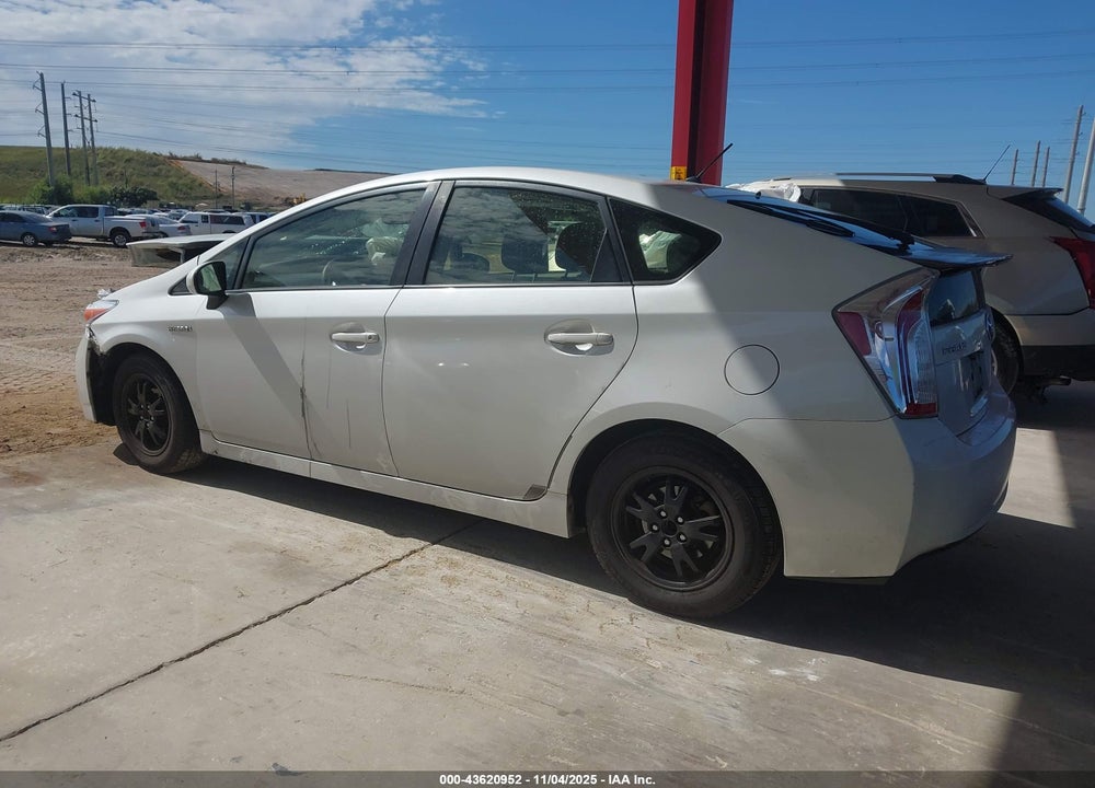 2015 TOYOTA PRIUS VIN: JTDKN3DU0F0437448