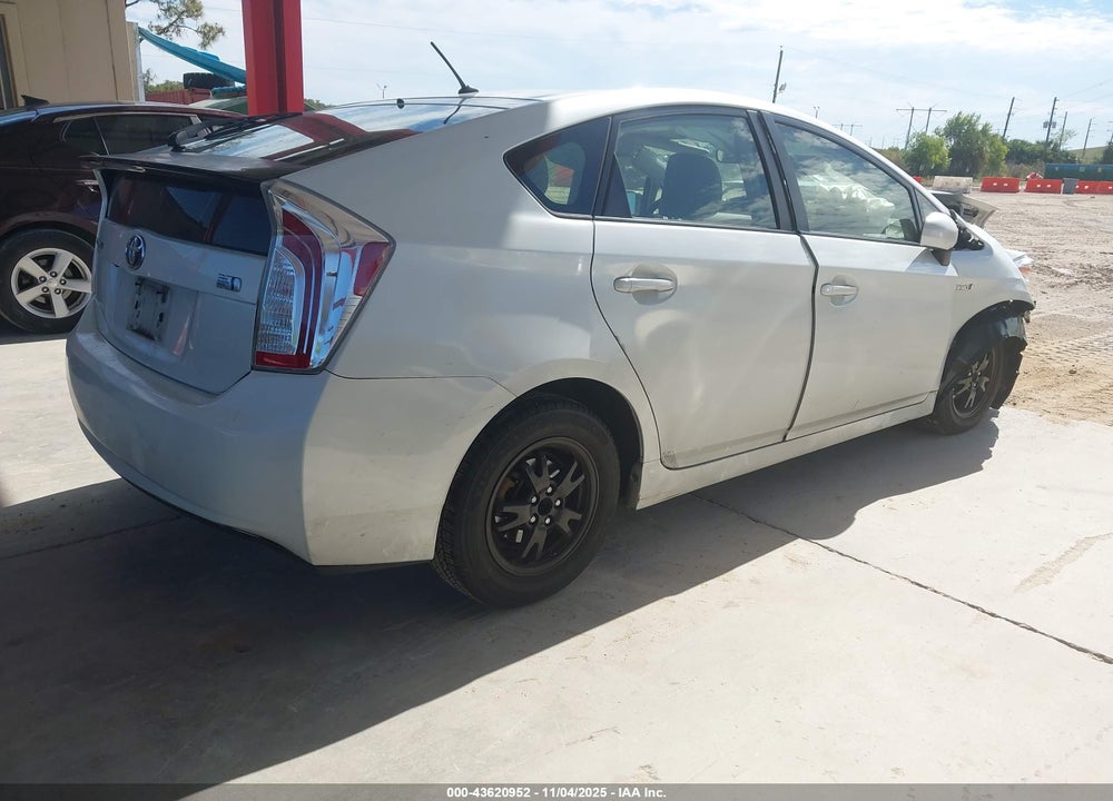 2015 TOYOTA PRIUS VIN: JTDKN3DU0F0437448