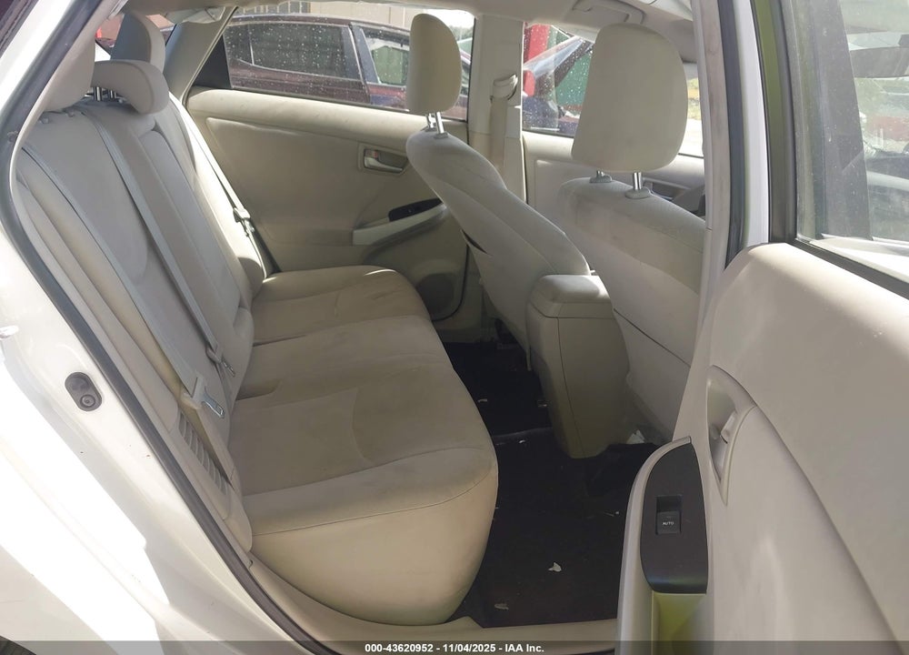 2015 TOYOTA PRIUS VIN: JTDKN3DU0F0437448