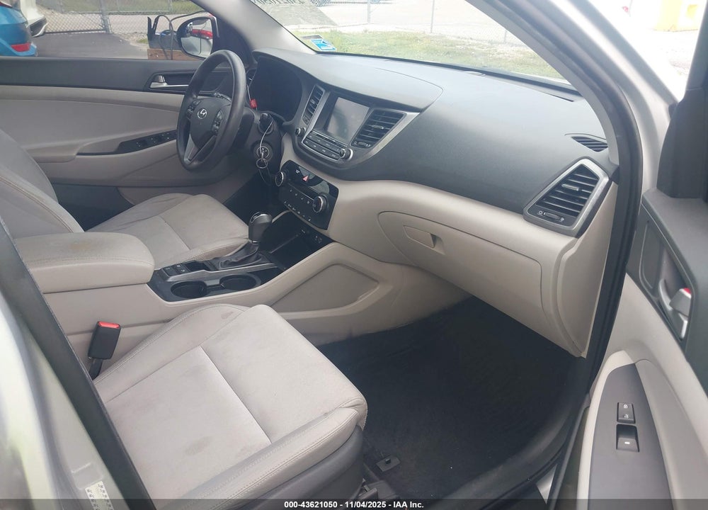 2018 HYUNDAI TUCSON SEL VIN: KM8J3CA45JU726151