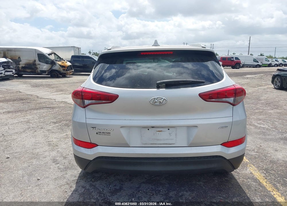 2018 HYUNDAI TUCSON SEL VIN: KM8J3CA45JU726151