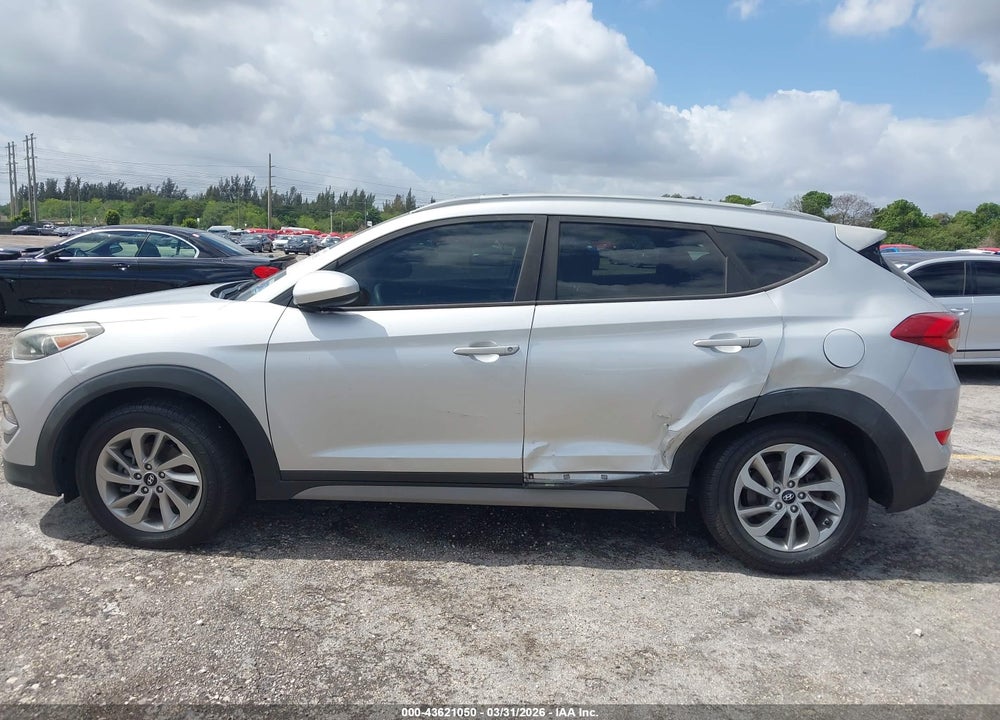2018 HYUNDAI TUCSON SEL VIN: KM8J3CA45JU726151