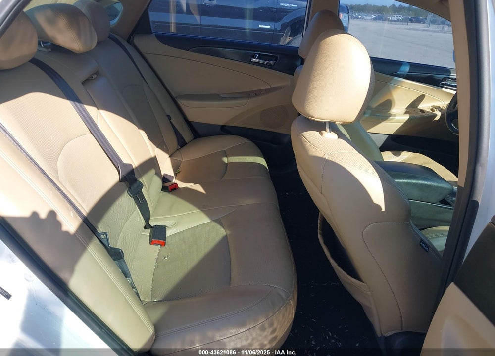 2014 HYUNDAI SONATA LIMITED VIN: 5NPEC4AC3EH911107