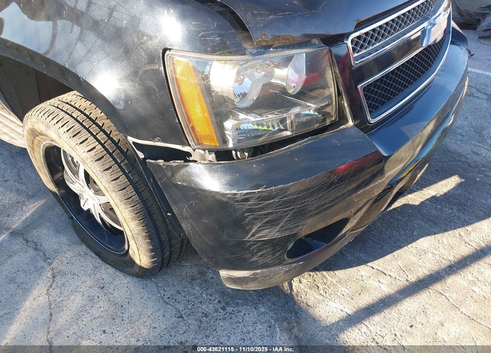 2011 CHEVROLET TAHOE LT VIN: 1GNSCBE05BR105336