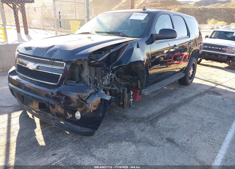 2011 CHEVROLET TAHOE LT VIN: 1GNSCBE05BR105336
