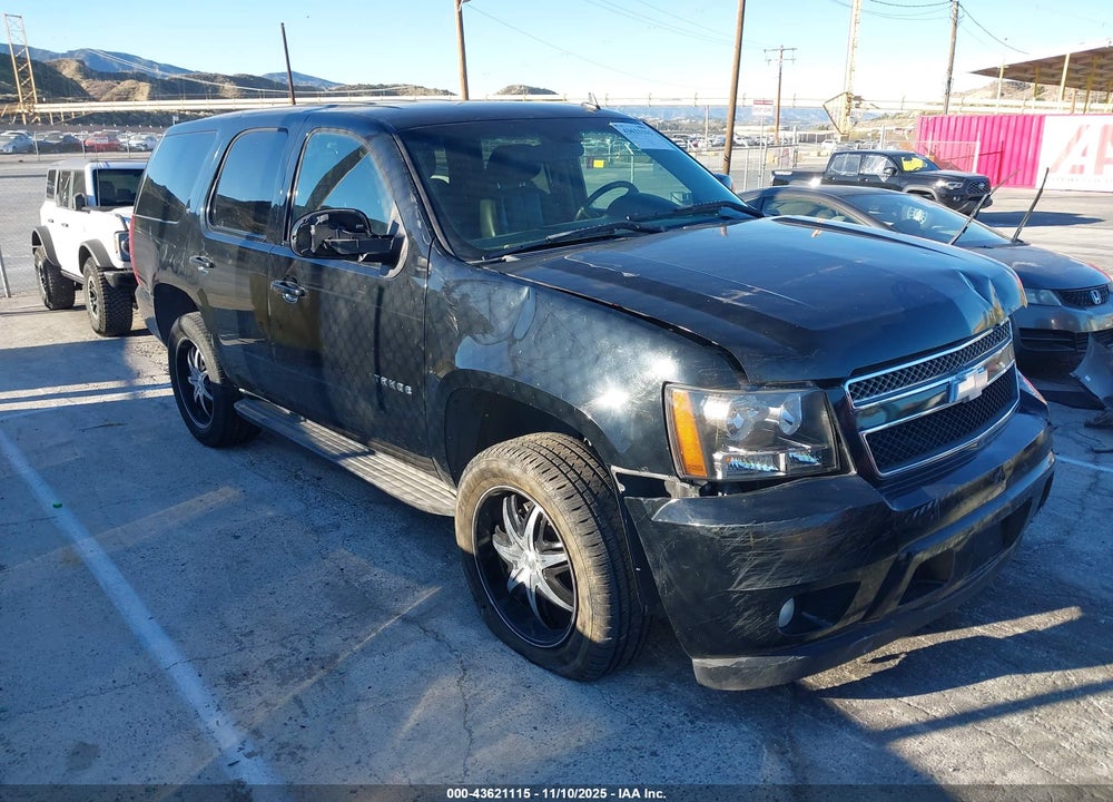 2011 CHEVROLET TAHOE LT VIN: 1GNSCBE05BR105336