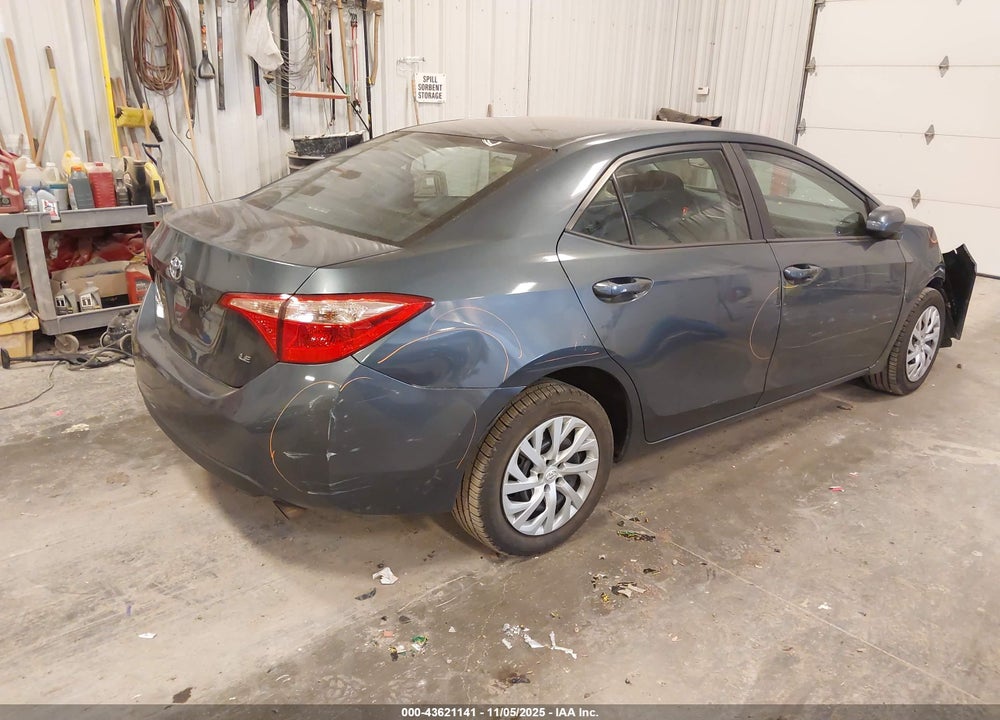 2018 TOYOTA COROLLA LE VIN: 5YFBURHE2JP853847