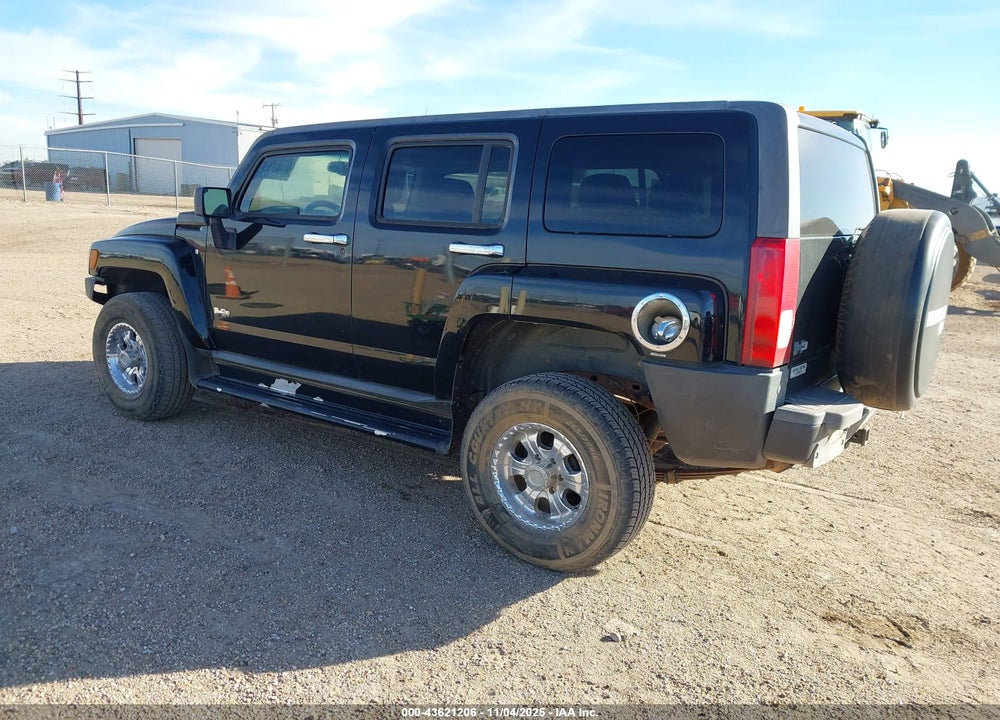 2008 HUMMER H3 VIN: 5GTEN13E388143017