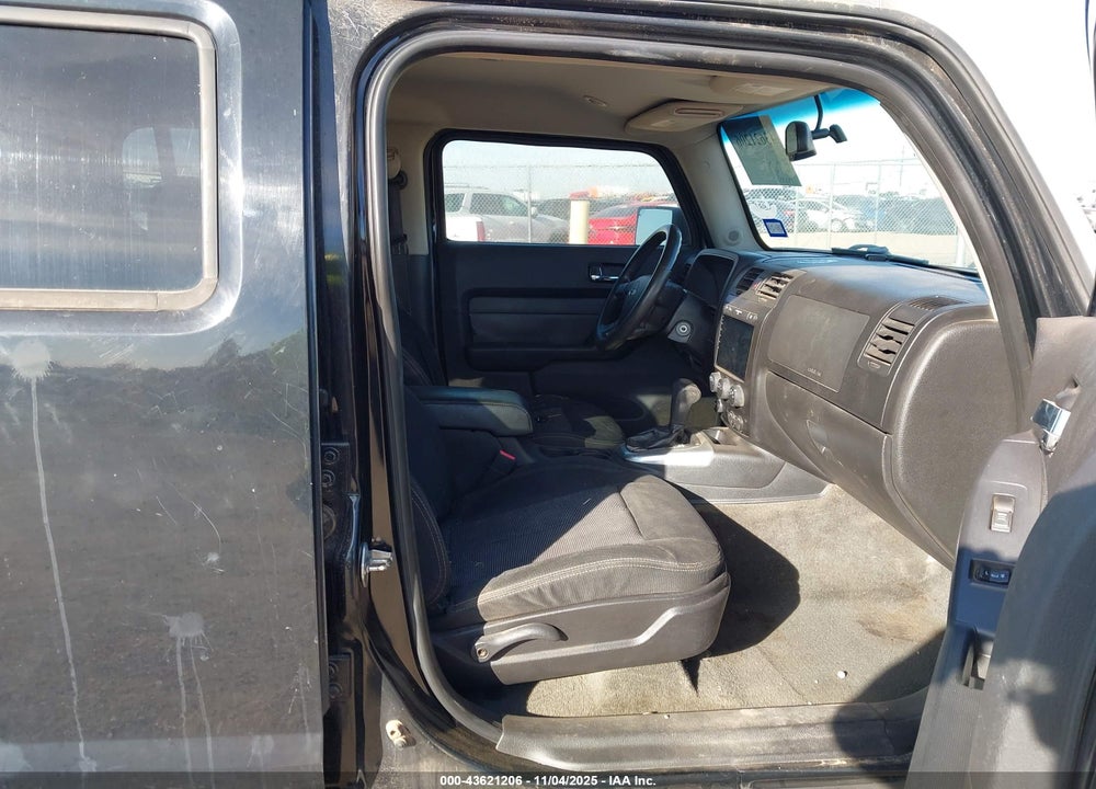 2008 HUMMER H3 VIN: 5GTEN13E388143017