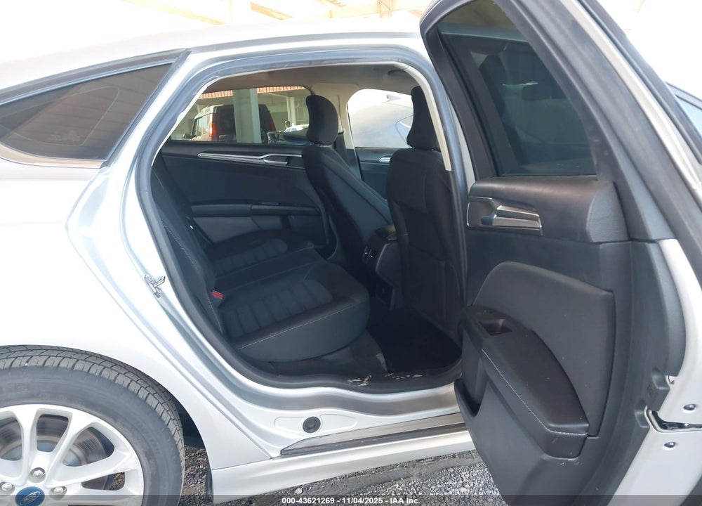 2019 FORD FUSION HYBRID SE VIN: 3FA6P0LU0KR174339
