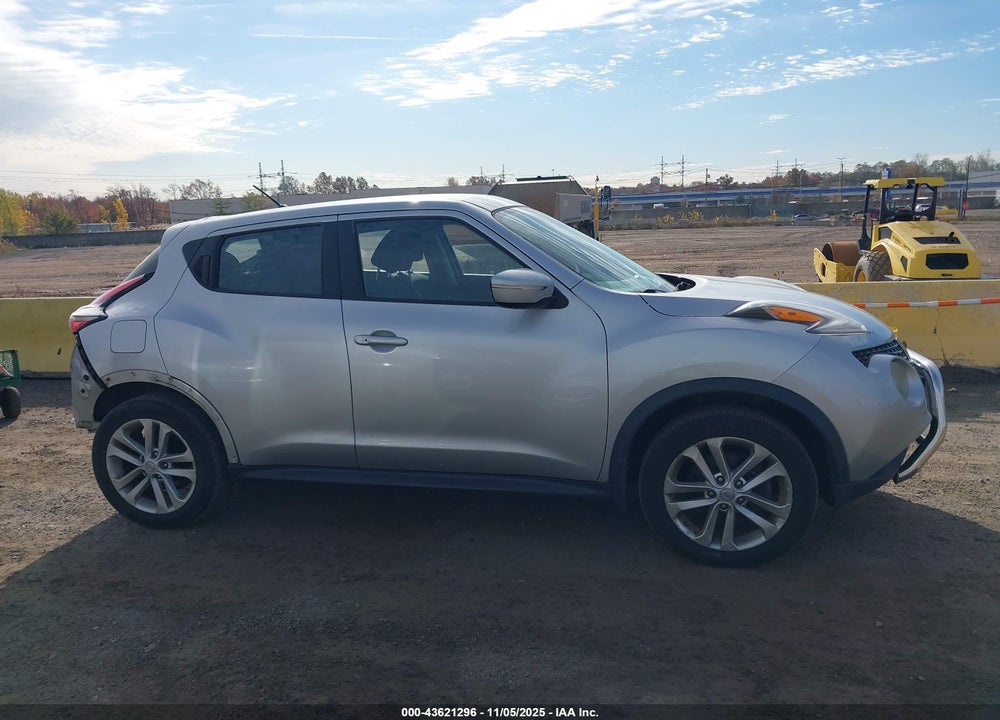 2015 NISSAN JUKE VIN: JN8AF5MV0FT559422