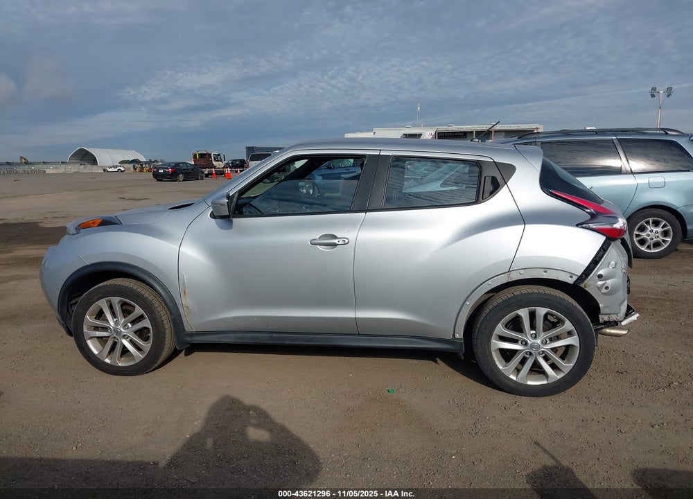 2015 NISSAN JUKE VIN: JN8AF5MV0FT559422