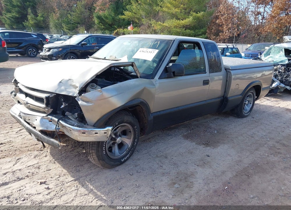 2000 CHEVROLET S-10 LS VIN: 1GCCS19W5YK109137