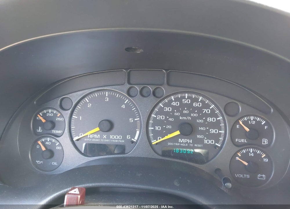 2000 CHEVROLET S-10 LS VIN: 1GCCS19W5YK109137