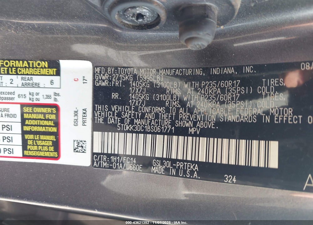 2011 TOYOTA SIENNA LE V6 VIN: 5TDKK3DC1BS061771