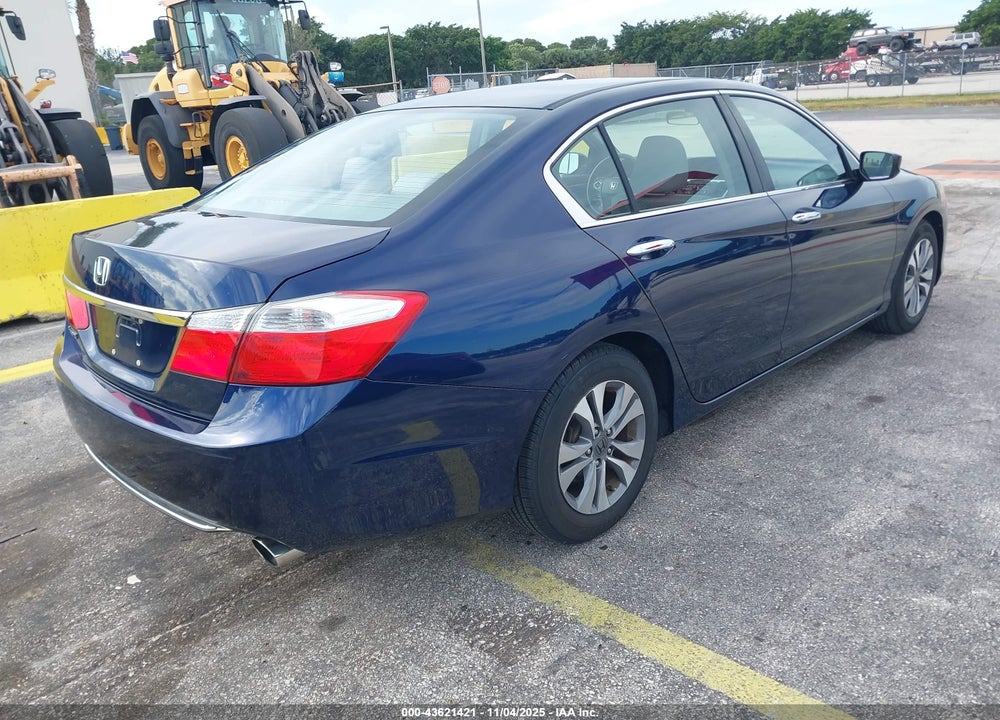 2015 HONDA ACCORD LX VIN: 1HGCR2F39FA092925