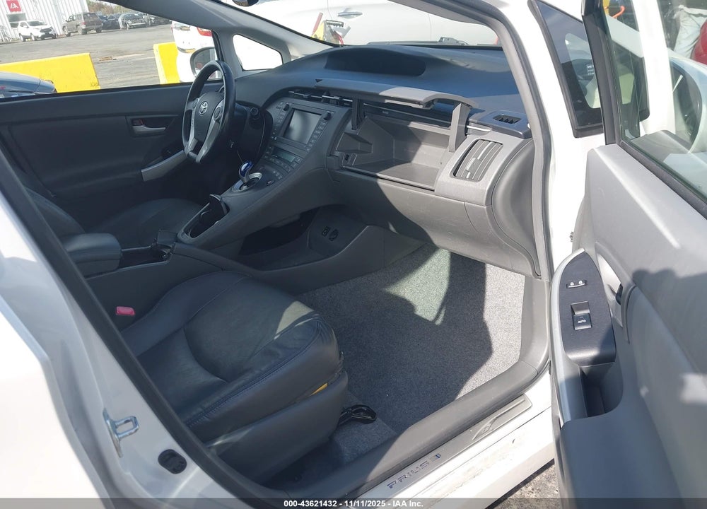 2010 TOYOTA PRIUS V VIN: JTDKN3DUXA0023957