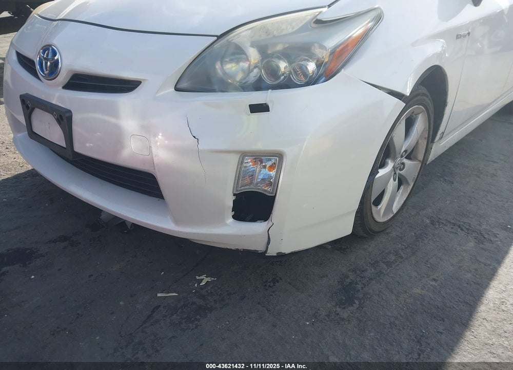 2010 TOYOTA PRIUS V VIN: JTDKN3DUXA0023957