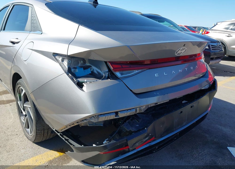 2024 HYUNDAI ELANTRA SEL VIN: KMHLS4DG4RU838006