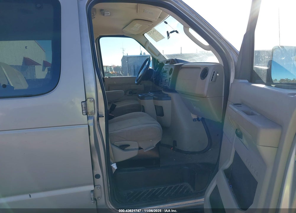 2011 FORD E-350 SUPER DUTY XLT VIN: 1FBNE3BL1BDA68694
