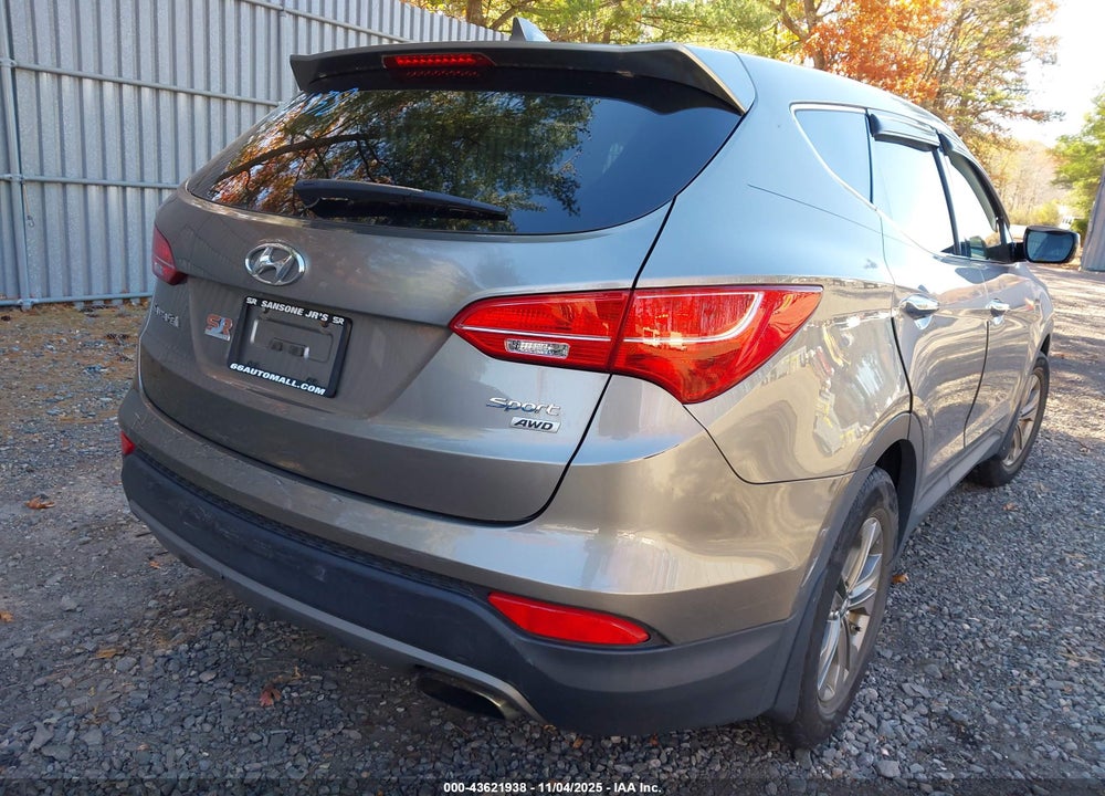 2015 HYUNDAI SANTA FE VIN: 5XYZTDLB4FG282648