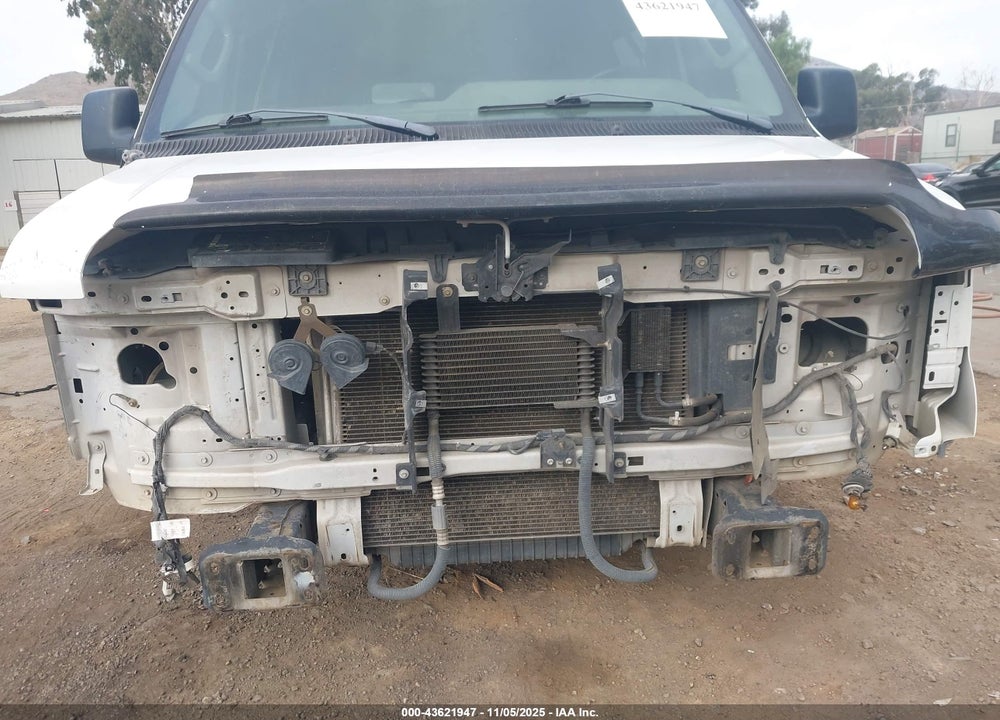 2009 FORD E-350 SUPER DUTY XL/XLT VIN: 1FBNE31L89DA54125