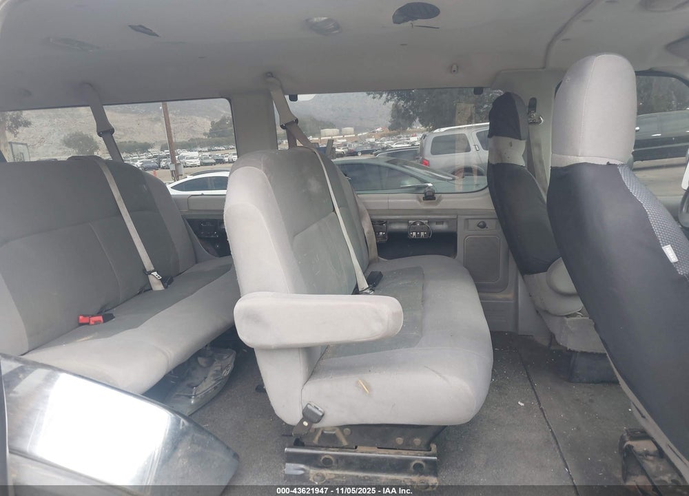 2009 FORD E-350 SUPER DUTY XL/XLT VIN: 1FBNE31L89DA54125