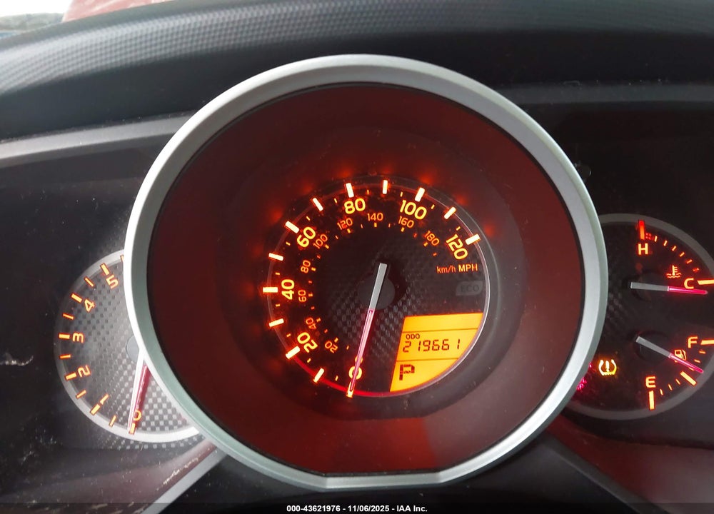 2011 TOYOTA 4RUNNER VIN: JTEZU5JR8B5021735
