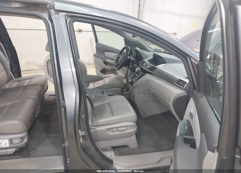 2013 HONDA ODYSSEY EX-L VIN: 5FNRL5H65DB017775