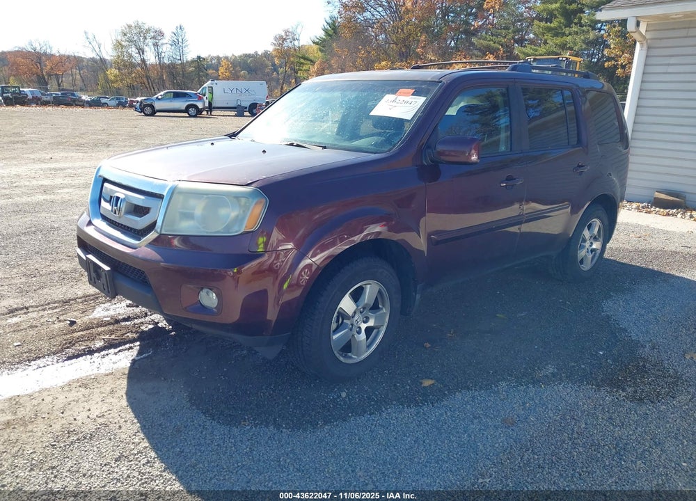 2011 HONDA PILOT EX-L VIN: 5FNYF4H65BB024896