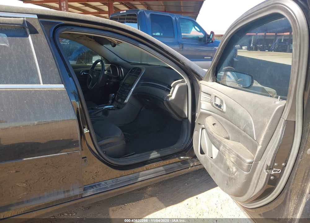 2014 CHEVROLET MALIBU VIN: 1G11C5SL2EF303133
