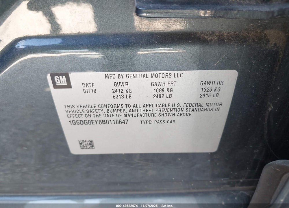 2011 CADILLAC CTS LUXURY VIN: 1G6DG8EY6B0110647