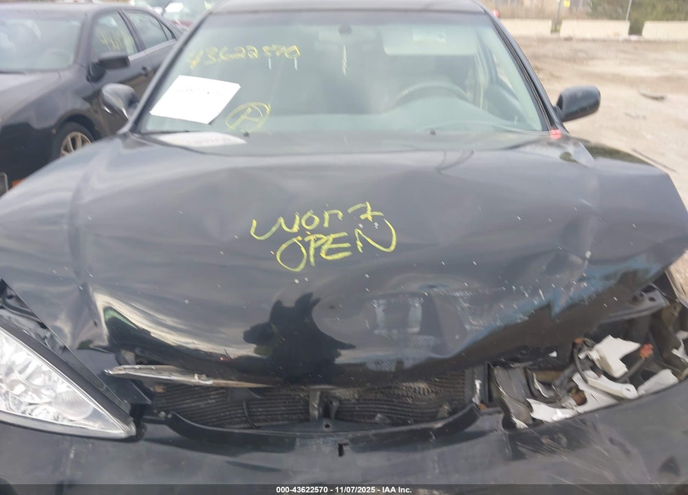 2005 TOYOTA CAMRY XLE V6 VIN: 4T1BF30K05U613516