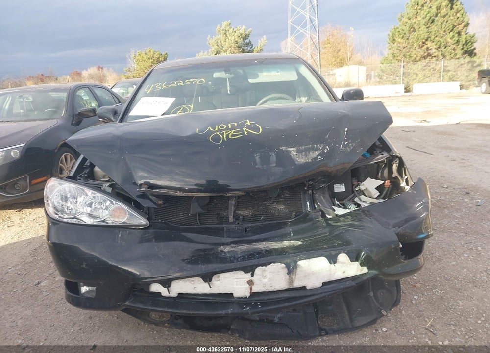 2005 TOYOTA CAMRY XLE V6 VIN: 4T1BF30K05U613516