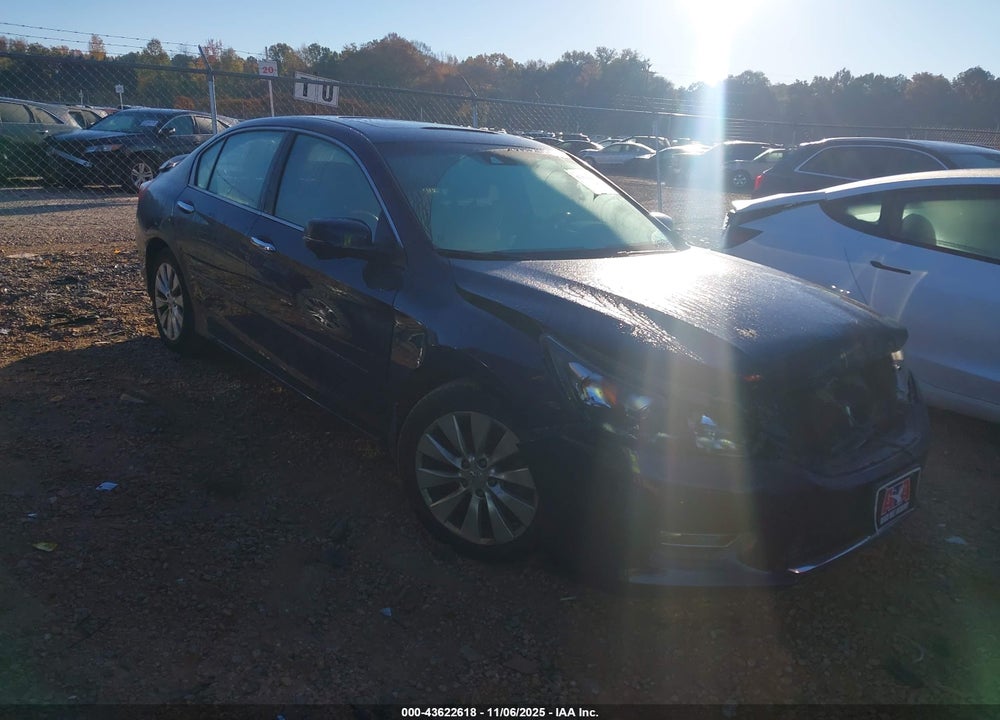 2013 HONDA ACCORD EX-L V-6 VIN: 1HGCR3F84DA012428
