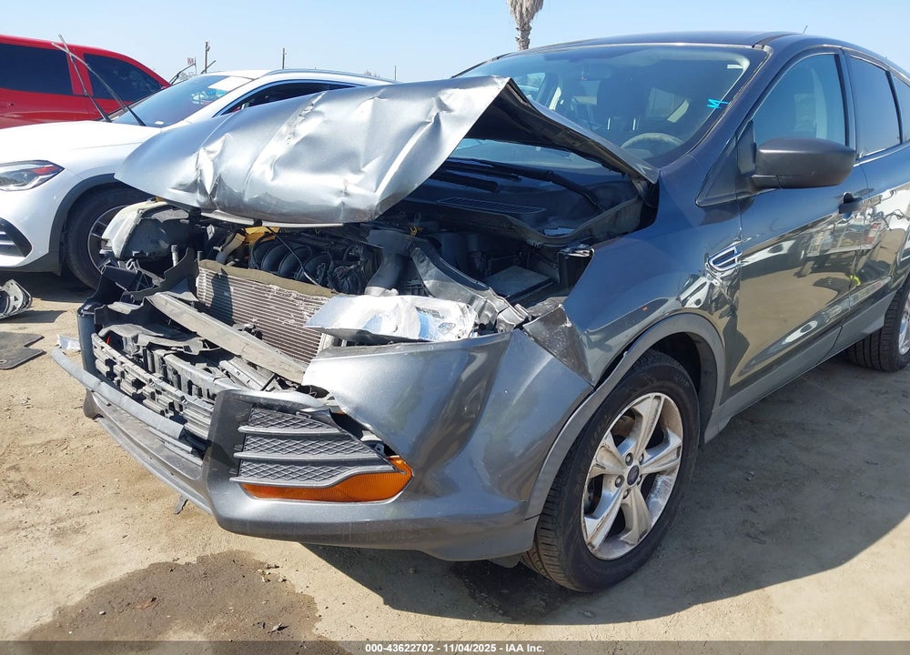 2016 FORD ESCAPE S VIN: 1FMCU0F76GUB40395