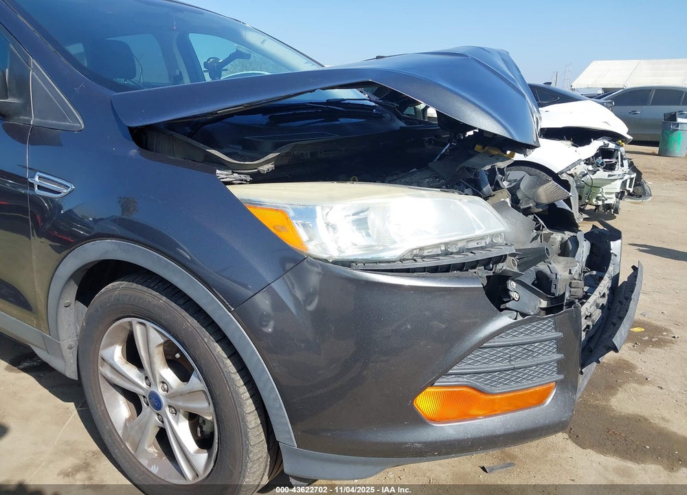 2016 FORD ESCAPE S VIN: 1FMCU0F76GUB40395
