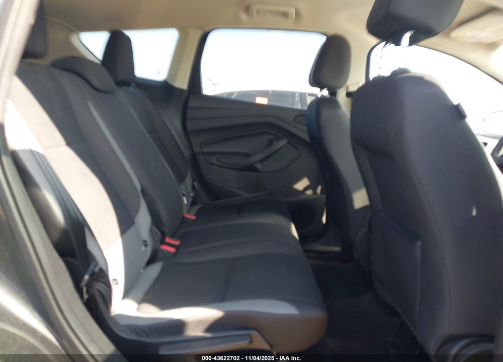 2016 FORD ESCAPE S VIN: 1FMCU0F76GUB40395