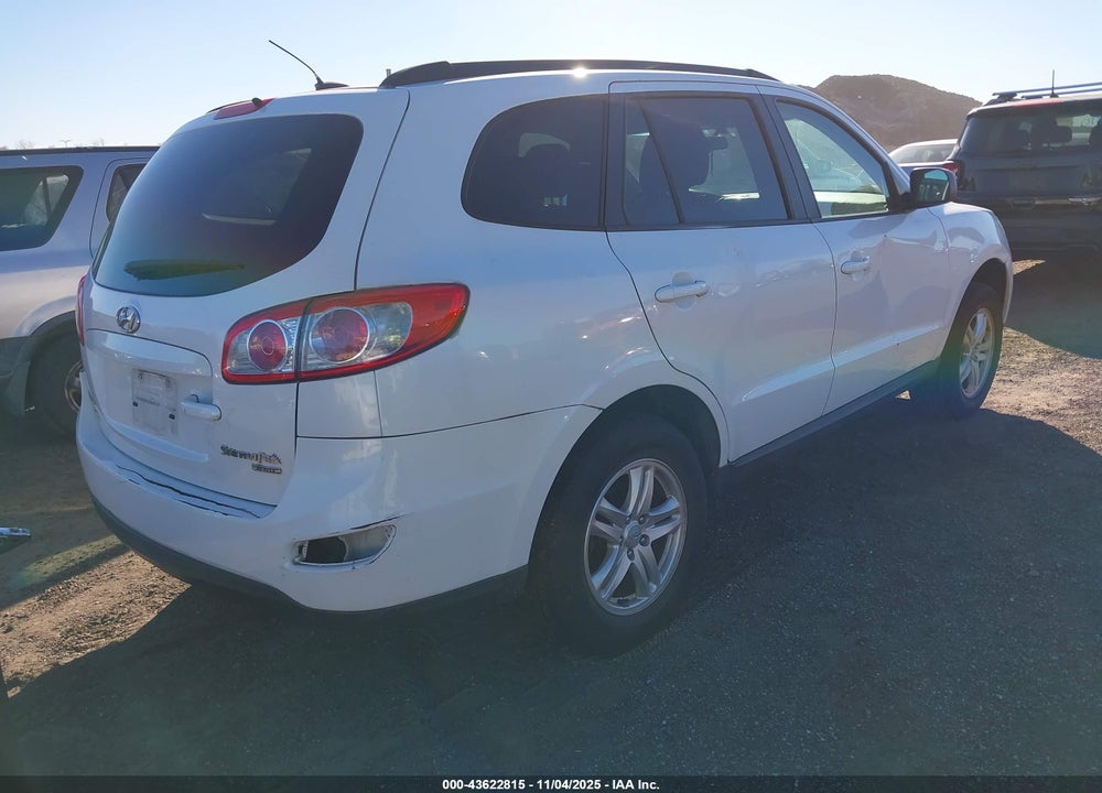 2011 HYUNDAI SANTA FE VIN: 5XYZGDAB7BG056993