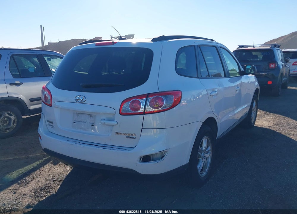 2011 HYUNDAI SANTA FE VIN: 5XYZGDAB7BG056993